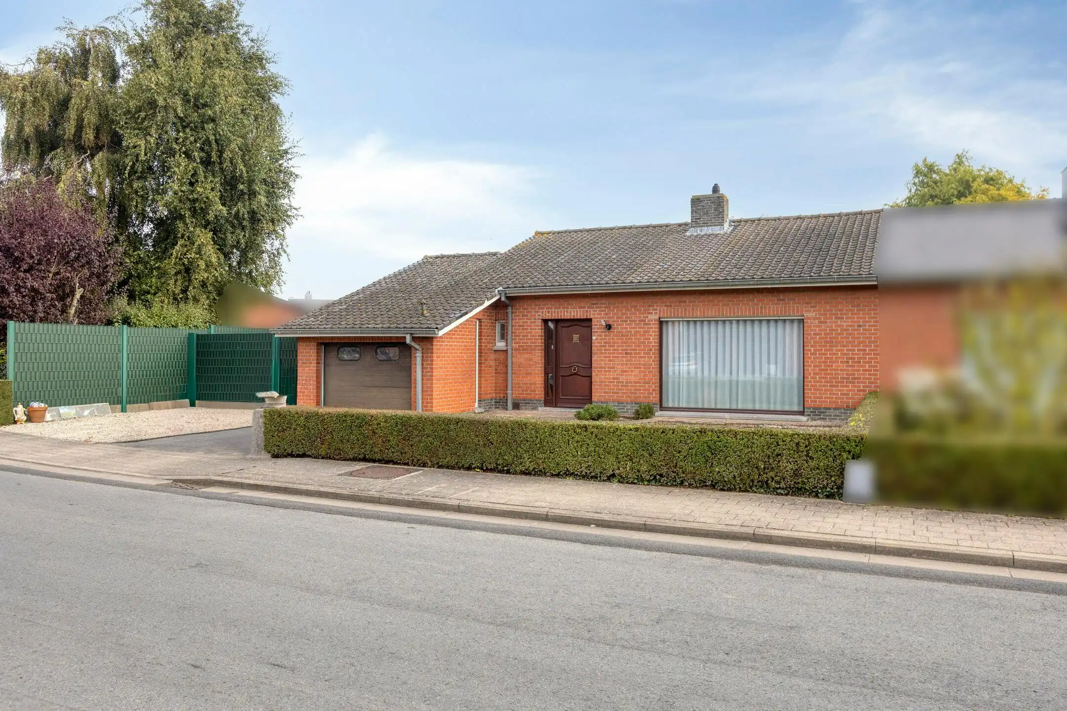 Gelijkvloers huis te koop met 3 slaapkamers, garage en tuin foto 20