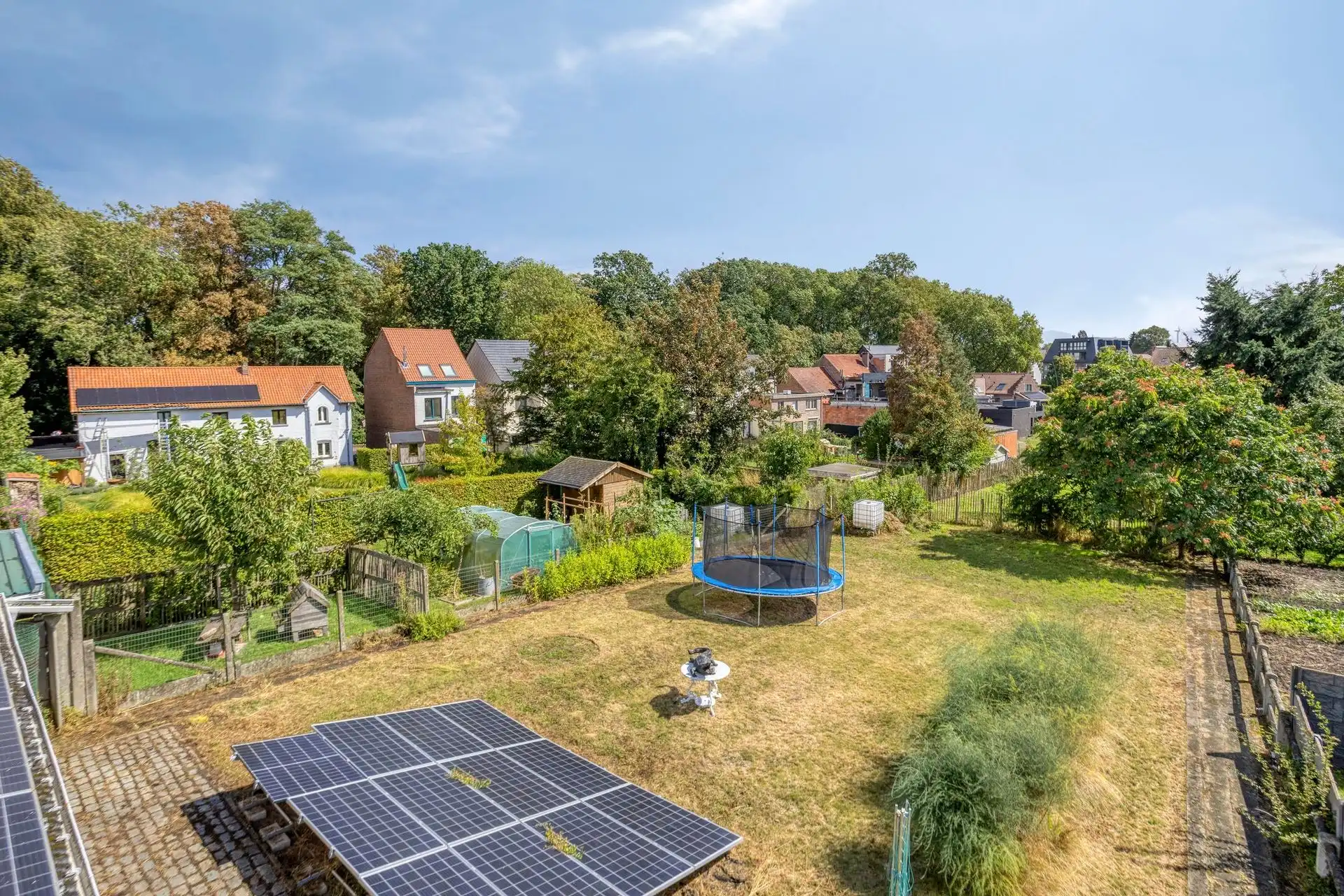 CENTRUM SINT-PIETERS-LEEUW : ruime 2-gevelwoning met atelier/commerciële ruimte (3 slpks) met grote tuin en private autostaanplaats foto 14