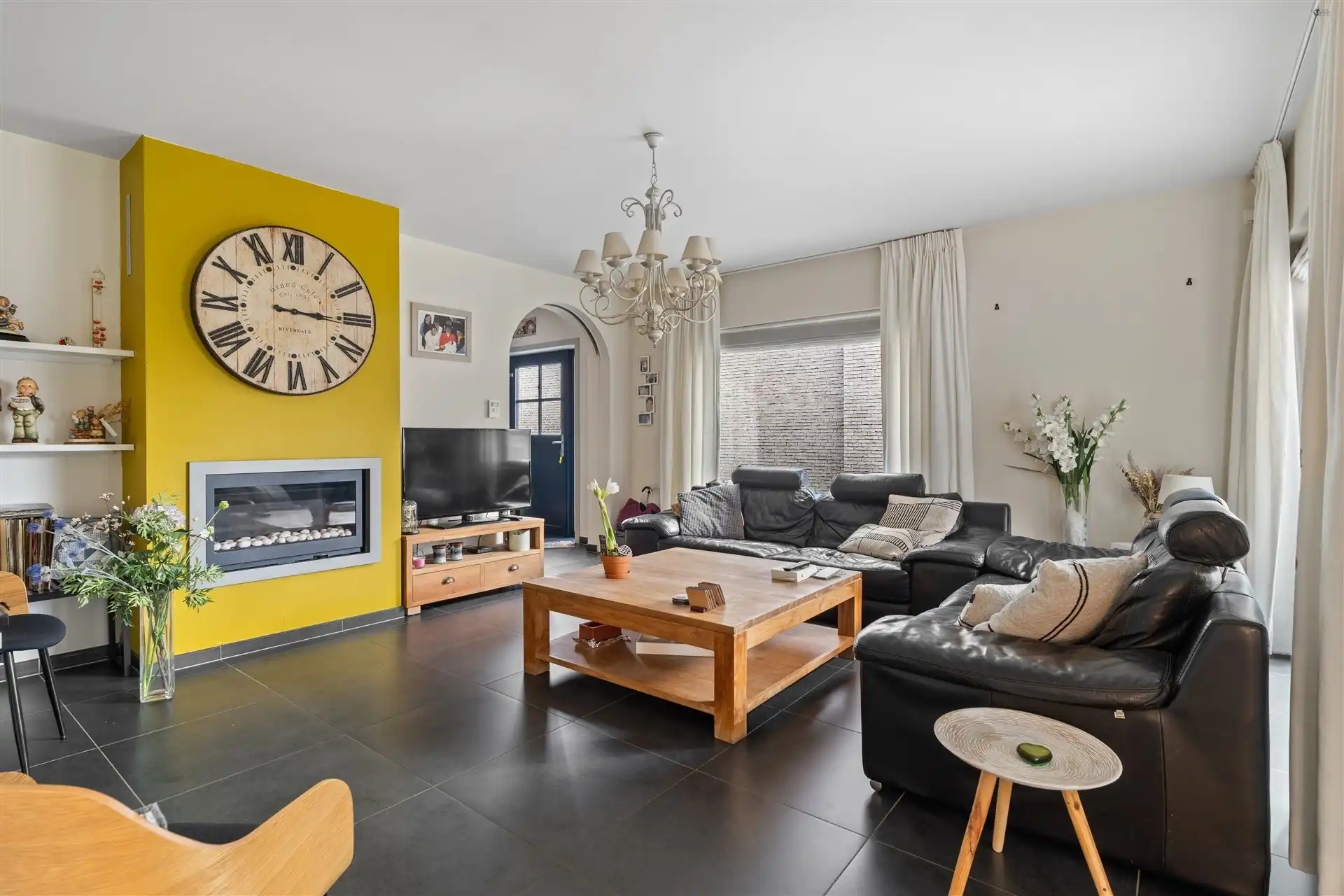 Recente HOB met 3 slaapkamers te Sinaai foto 9