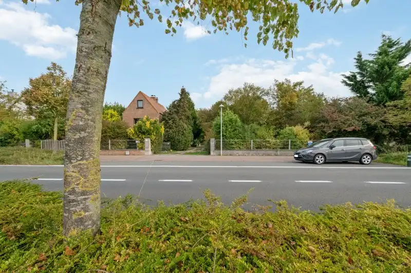 CENTRAAL GELEGEN KMO-GROND  foto 12