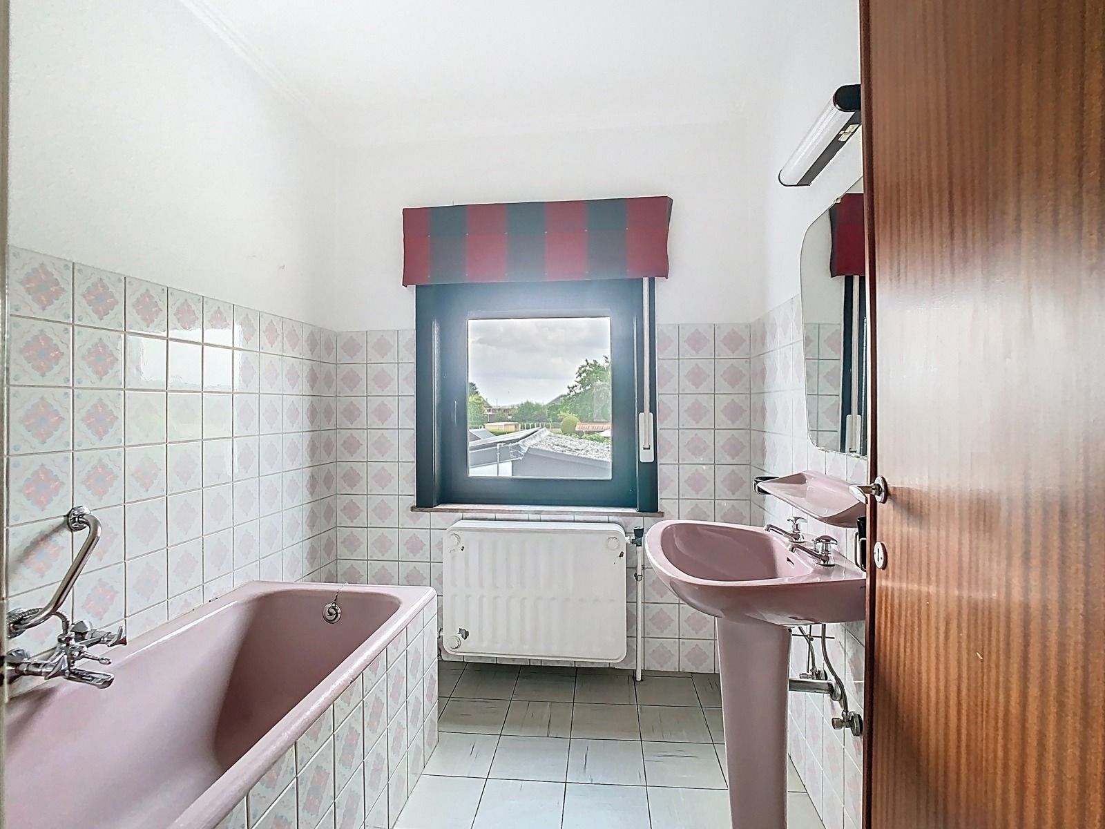 Stevige en Ruime Gezinswoning in een Rustige én Groene omgeving! foto 13