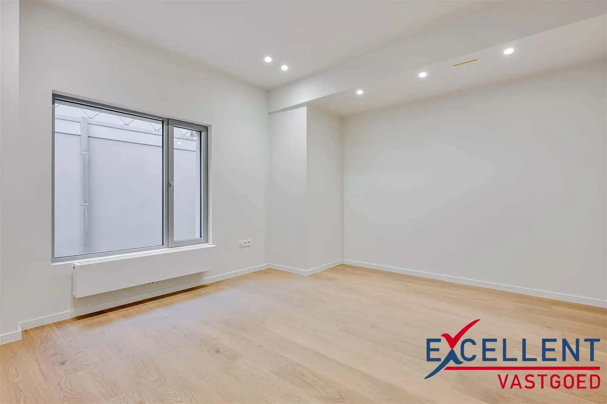 Uitzonderlijke woning met tuin centrum Deinze foto 9