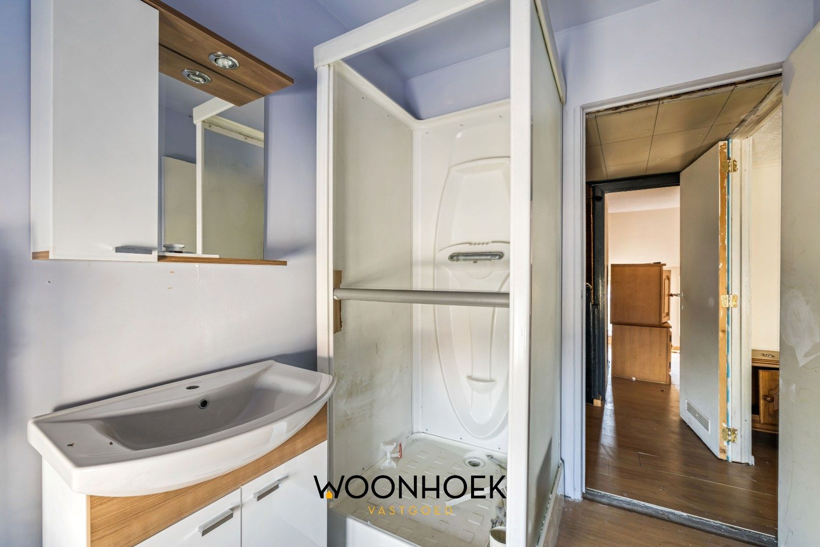 Te renoveren woning in centrum Overmere foto 10