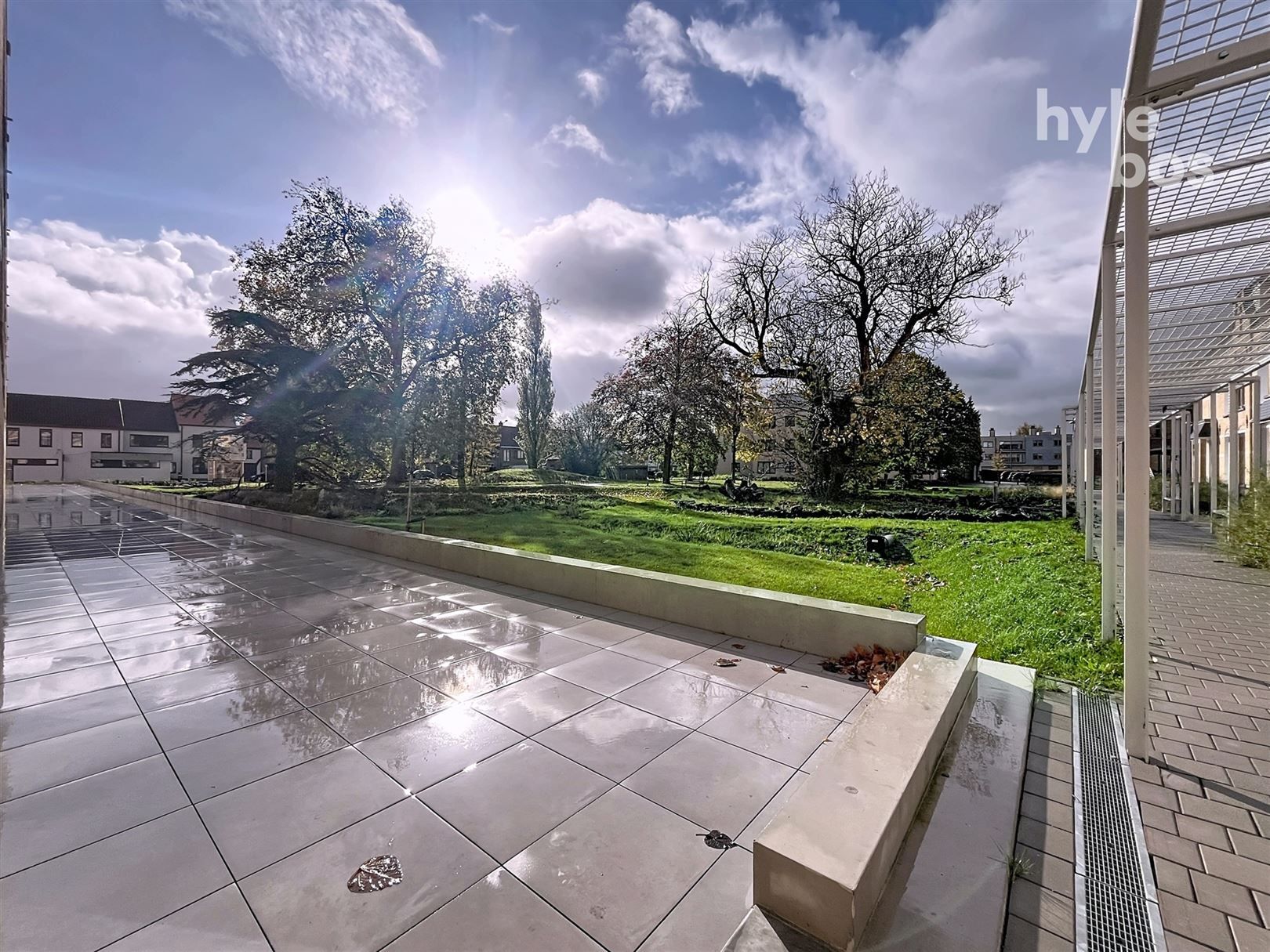 Nieuwbouw appartement met 2 slaapkamers & parking foto 21