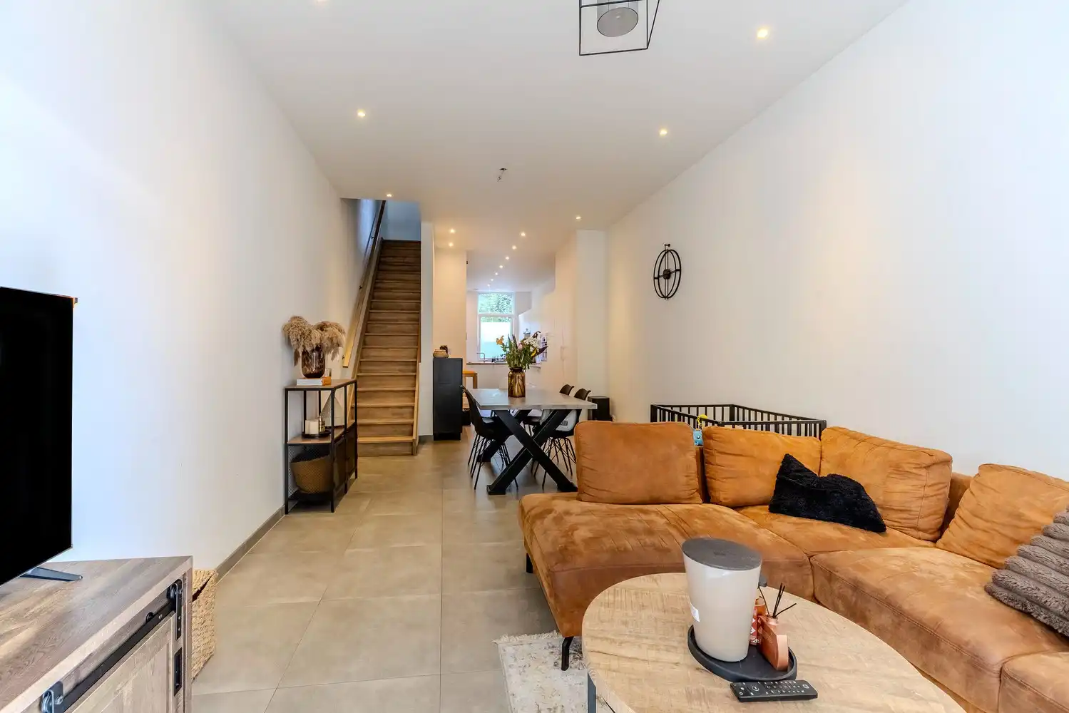 Recent gerenoveerde woning met 3 slaapkamers, tuin & dakterras te Lier foto 6