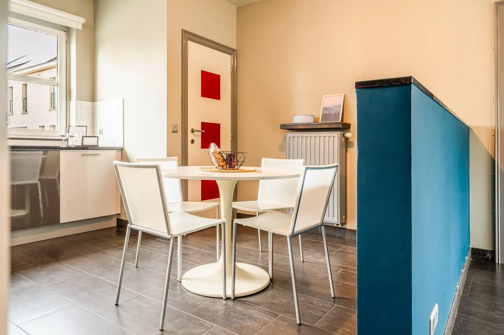 Ruime instapklare woning met garage foto 7