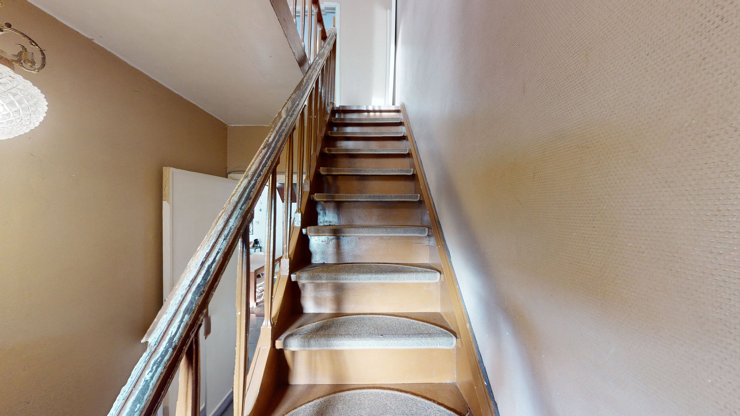 Half open gezinswoning, centraal gelegen, met 3 slaapkamers! foto 18