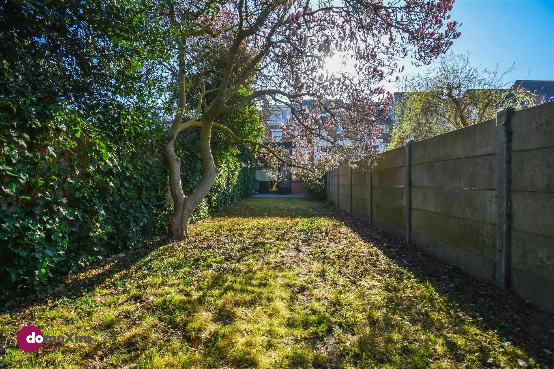 Ruime, karaktervolle stadswoning met twee garageboxen en tuin in Mechelen foto 31