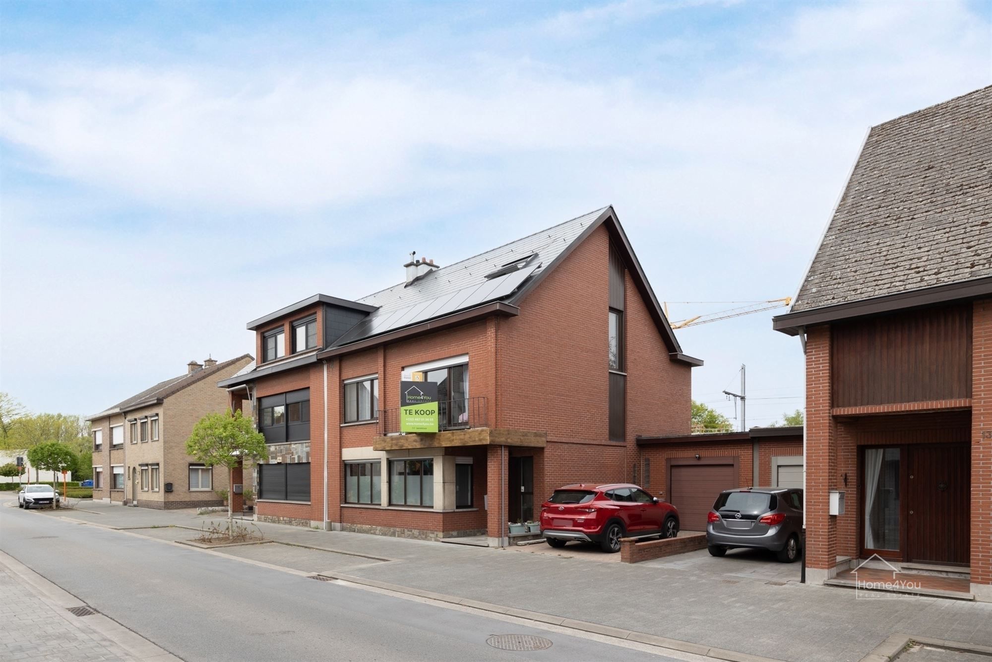 HOB met 4 slaapkamers en 2 badkamers foto 22