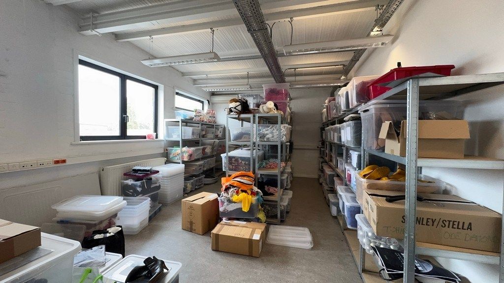 Kantoor vlakbij R4 in Laarne foto 8