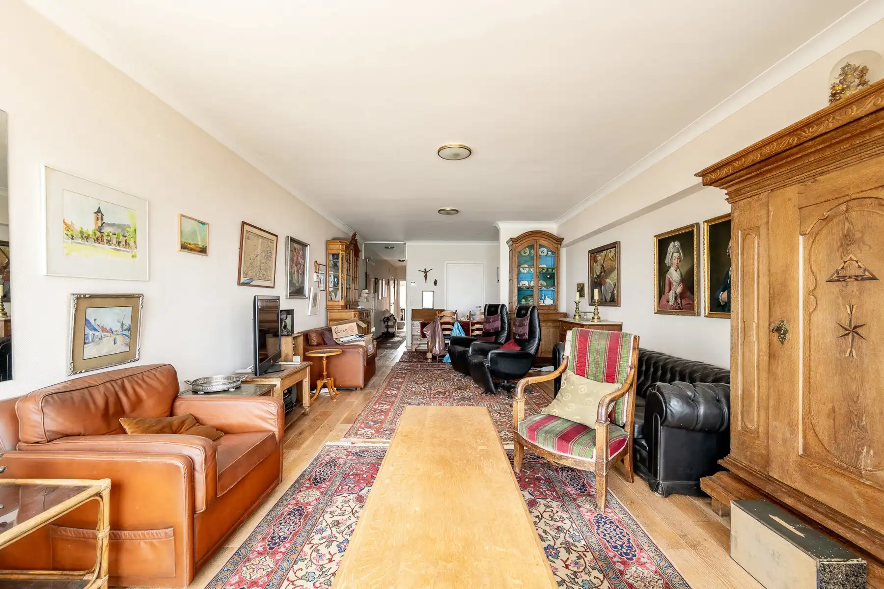 EXCLUSIEF: Ruim appartement met frontaal zeezicht foto 8