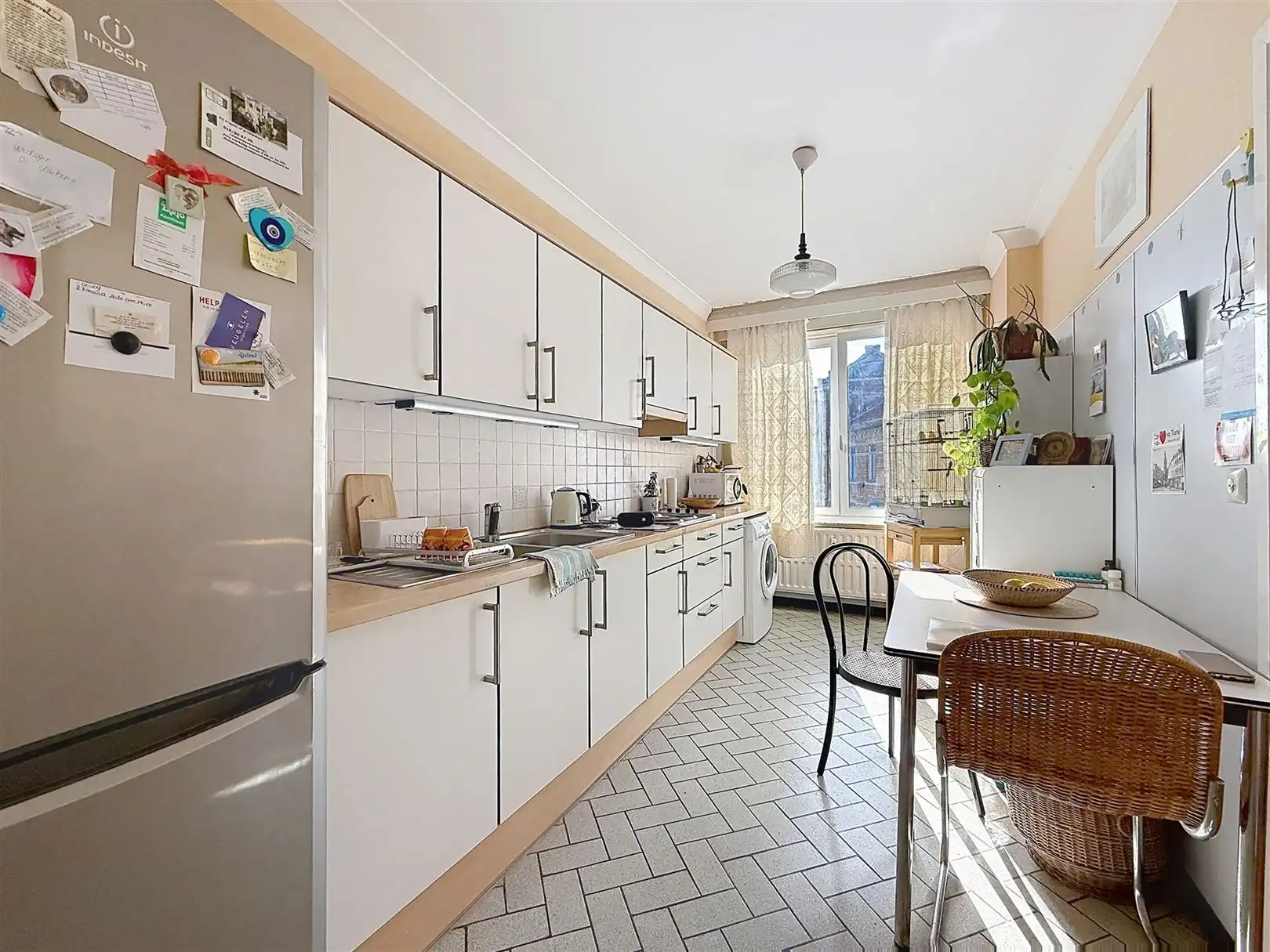 Opbrengsteigendom van 6 APP en handelspand foto 7