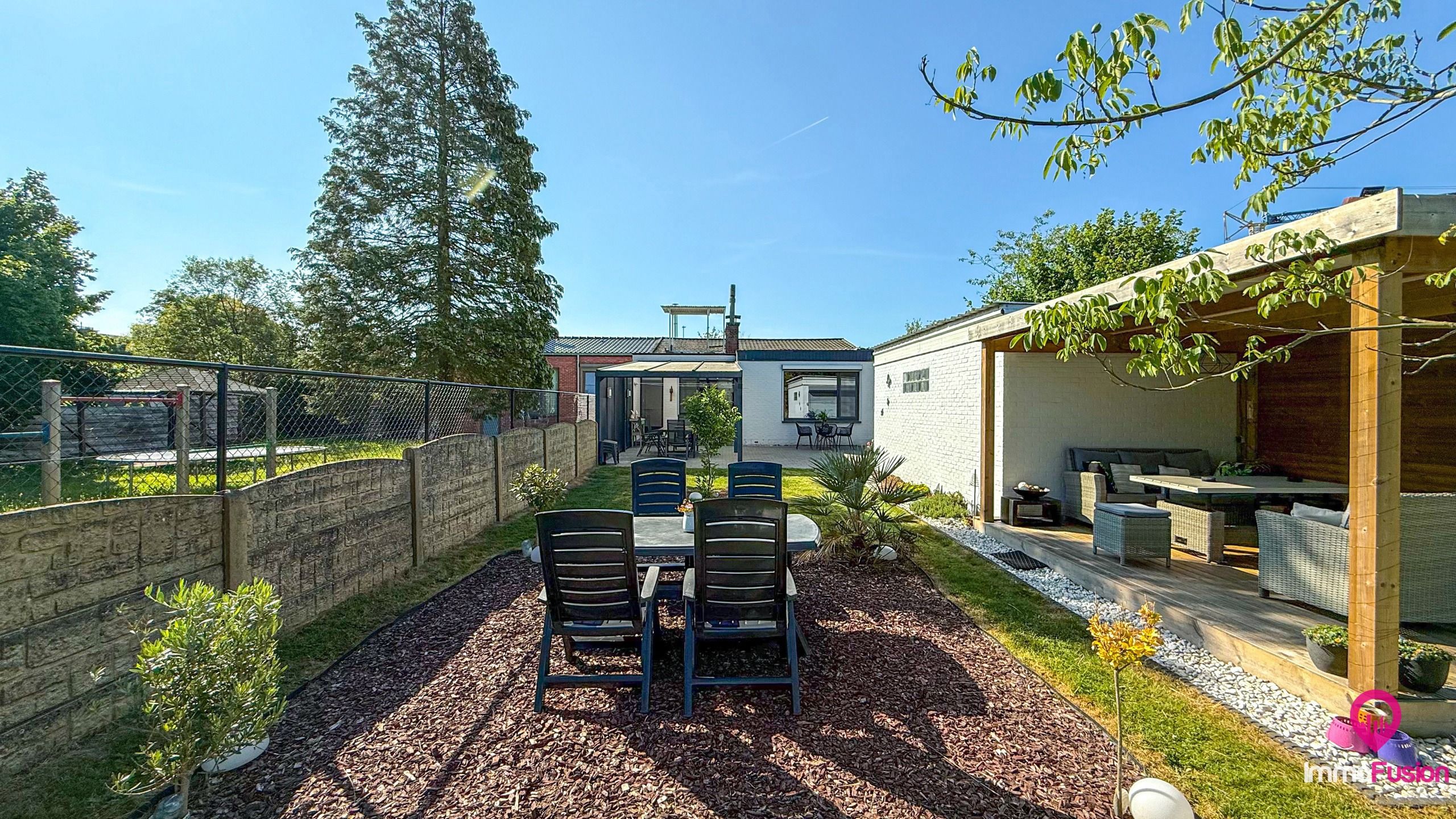 Praktische bungalowwoning met prachtige tuin en zwemvijver! foto 50