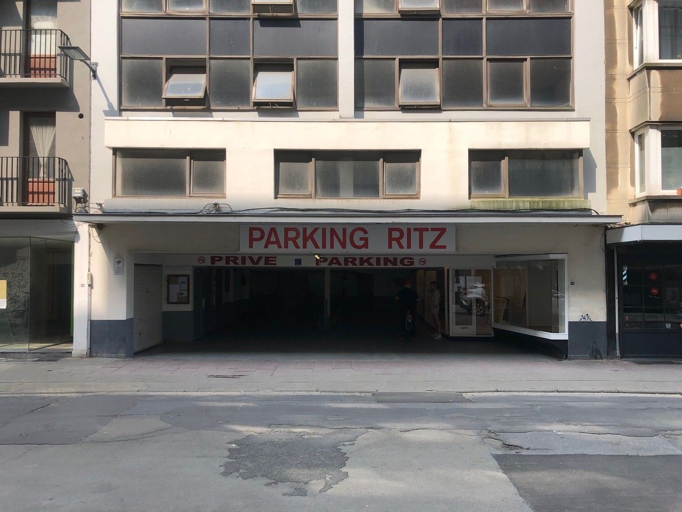 PARKING RITZ foto 7