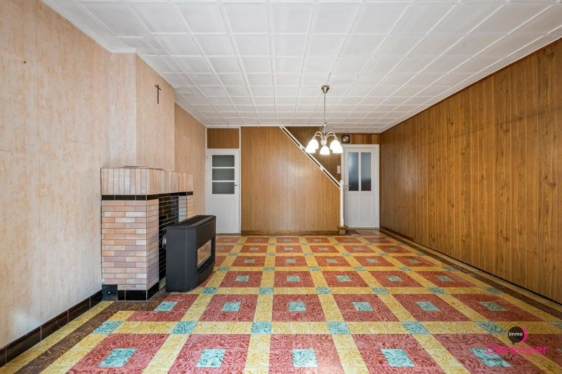 Te renoveren rijwoning op centrale ligging foto 6