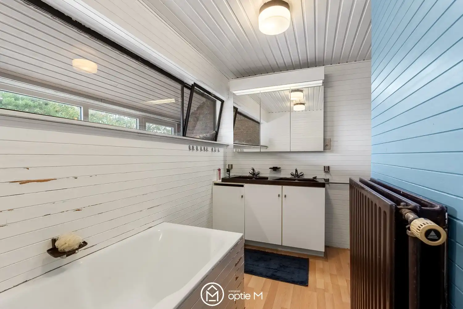 VERRASSEND RUIME HALFOPEN WONING MET 361 M², 5 SLAAPKAMERS EN TAL VAN MOGELIJKHEDEN foto 31