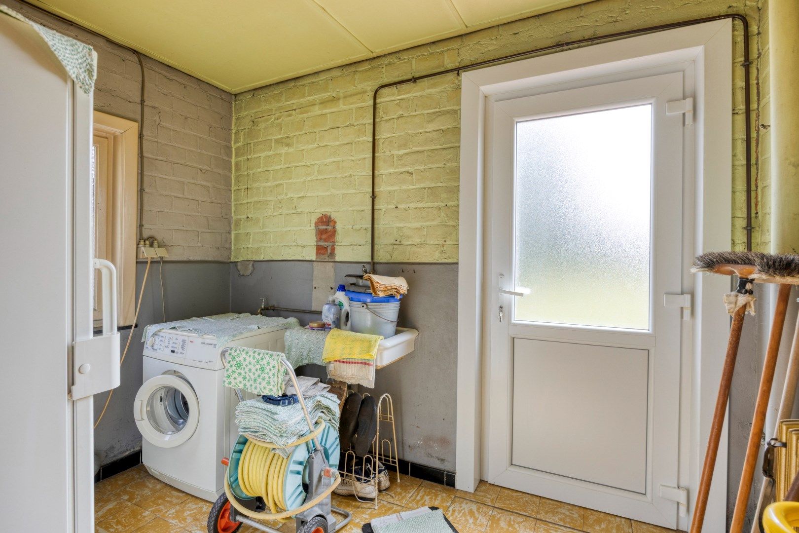 Vrijstaande woning met 3 slpks op een prachtig perceel van 1.060 m² !  foto 14