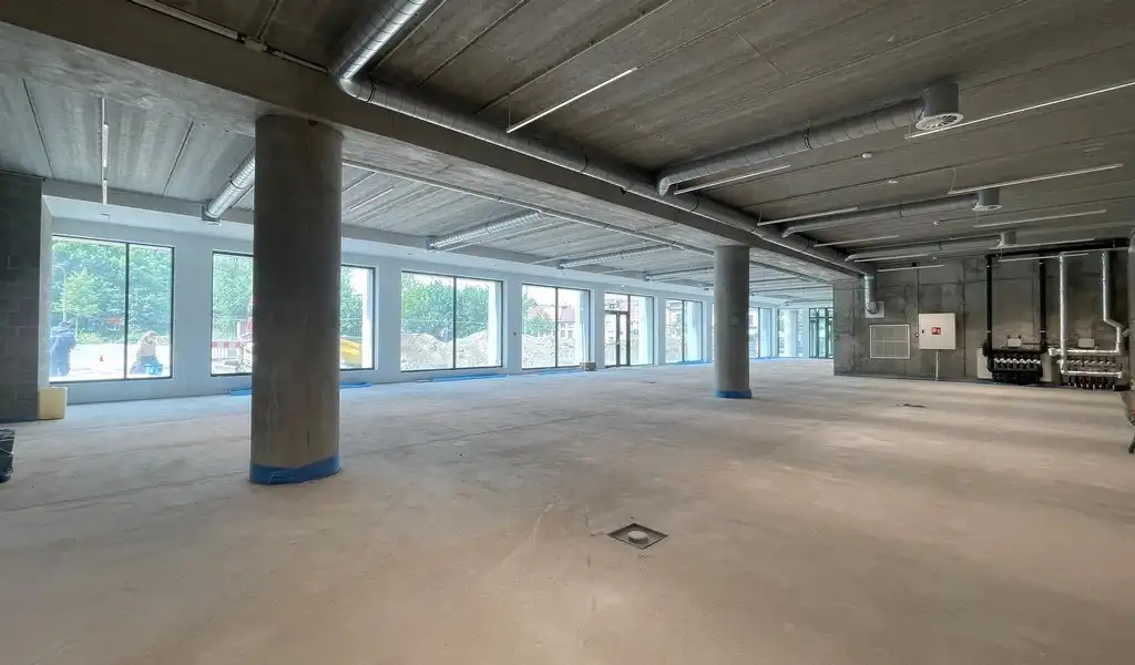 Commercieel gelijkvloers te huur in Infíniti te Berchem foto 5