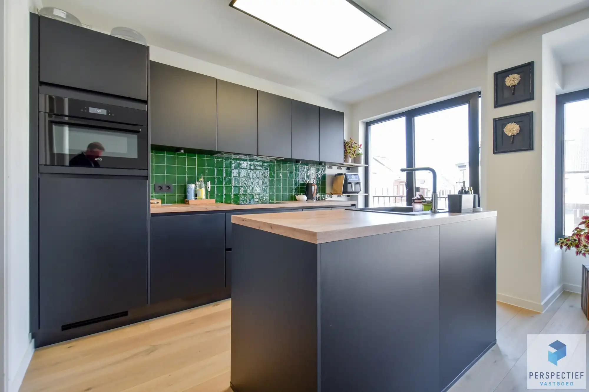 Mooi afgewerkt appartement met 3 slaapkamers en GROOT terras foto 3