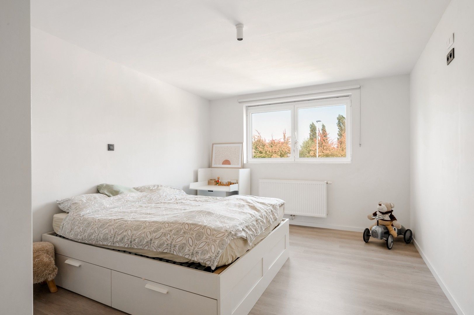 Energiezuinige woning met 6 slaapkamers, kelderverdieping met garage, knusse tuin en vooral enorm veel mogelijkheden foto 19