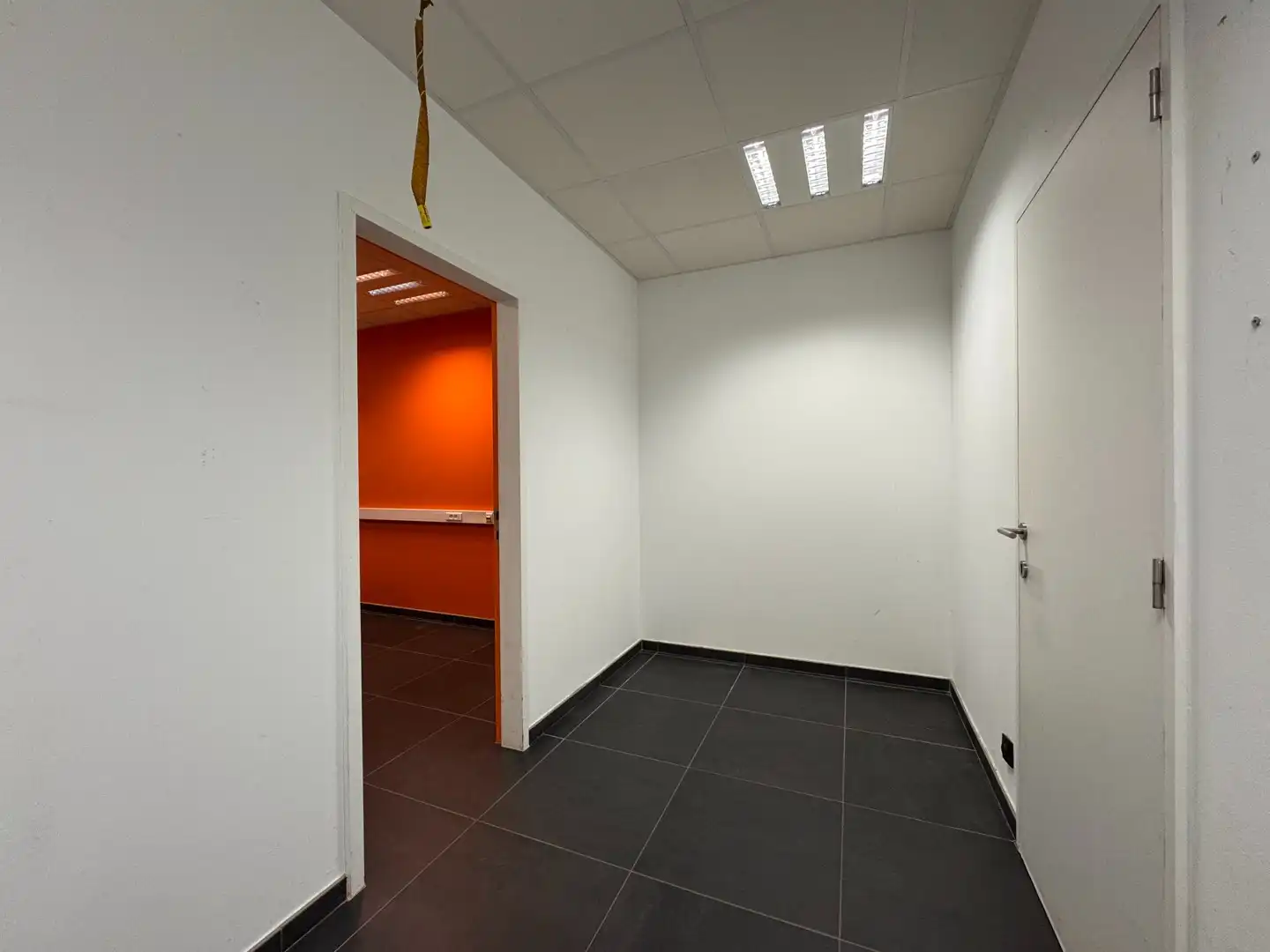 Kantoorruimte op toplocatie in het stadscentrum van Ieper foto 6