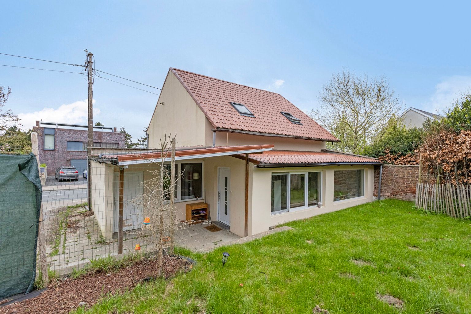 WONING MET TUIN IN HAASRODE foto 23