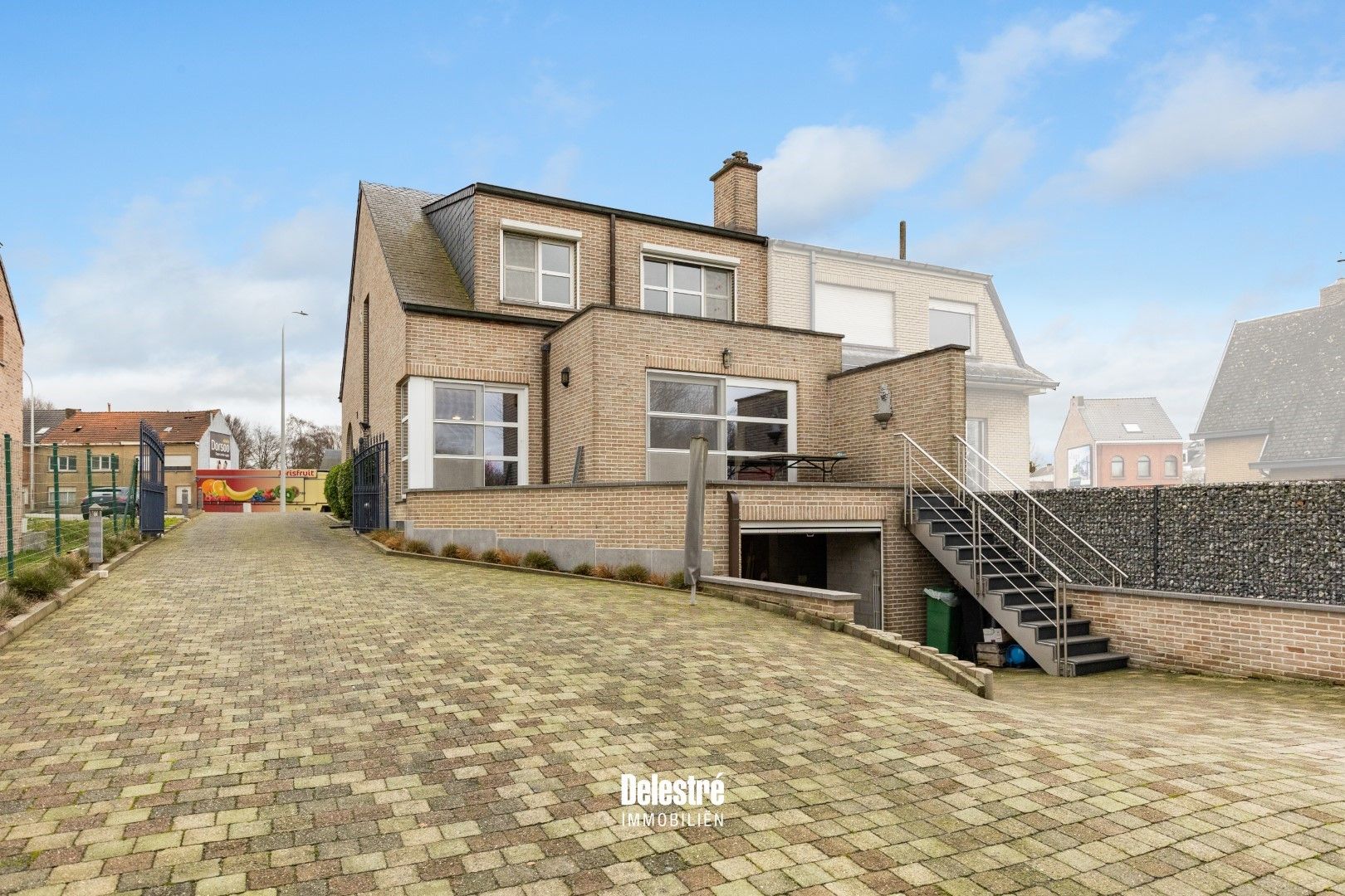 MODERNE (HANDELS)WONING MET MAGAZIJN foto 12