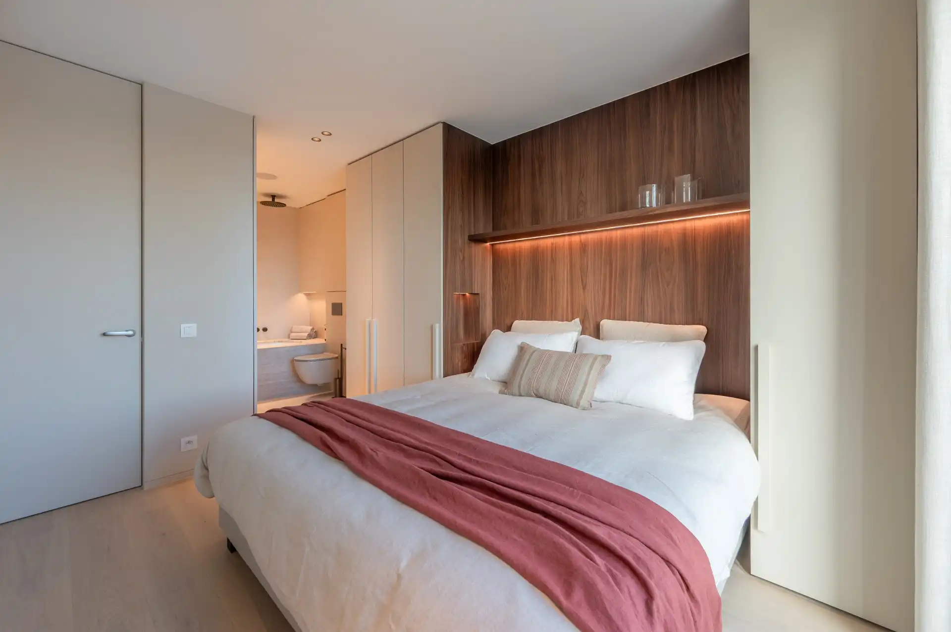 Exclusief nieuwbouwappartement met frontaal zeezicht en royale terrassen nabij het Alberplein foto 17