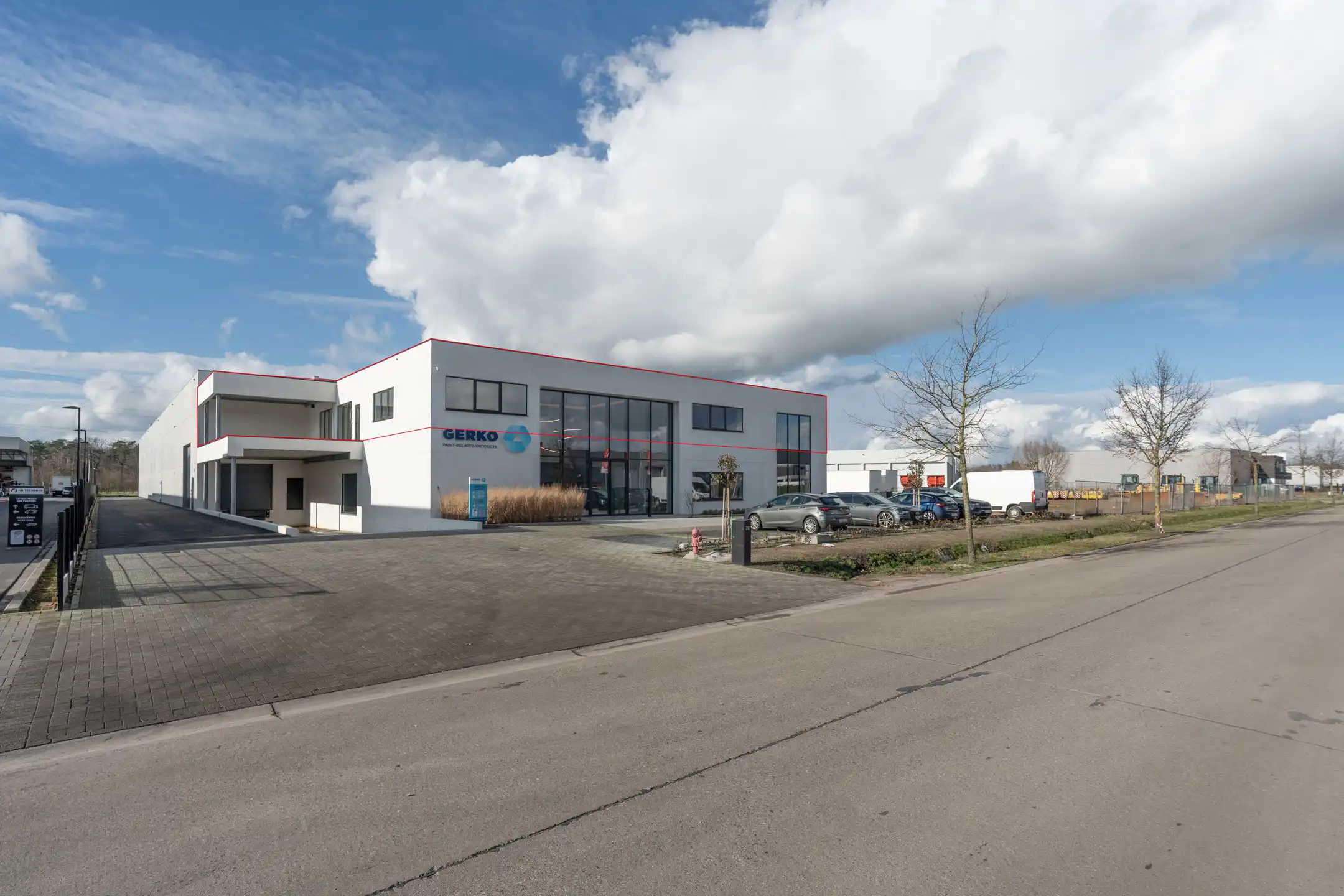 Nieuwbouw kantoorruimte 253m² te Beerse. foto {{pictureIndex}}