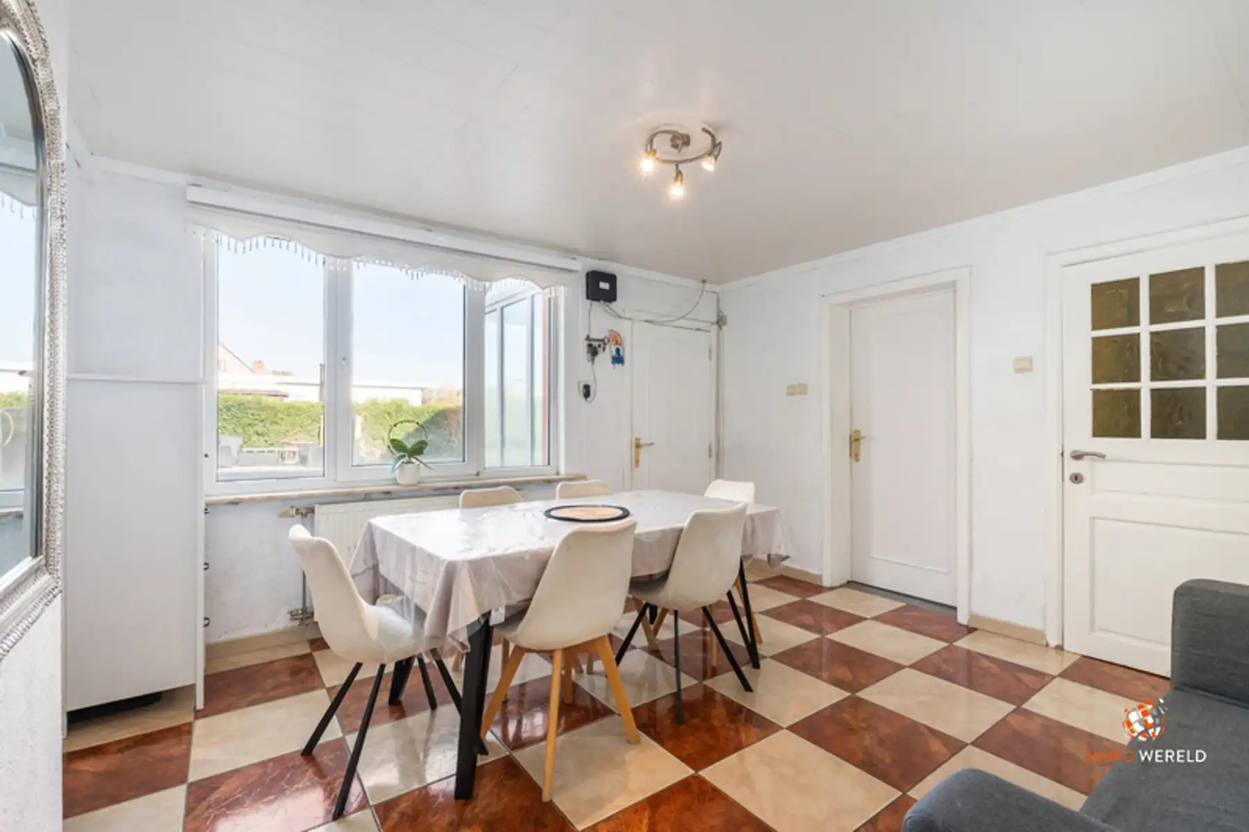 Ruime woning met 5 slaapkamers en grote wei op 24a  foto 10