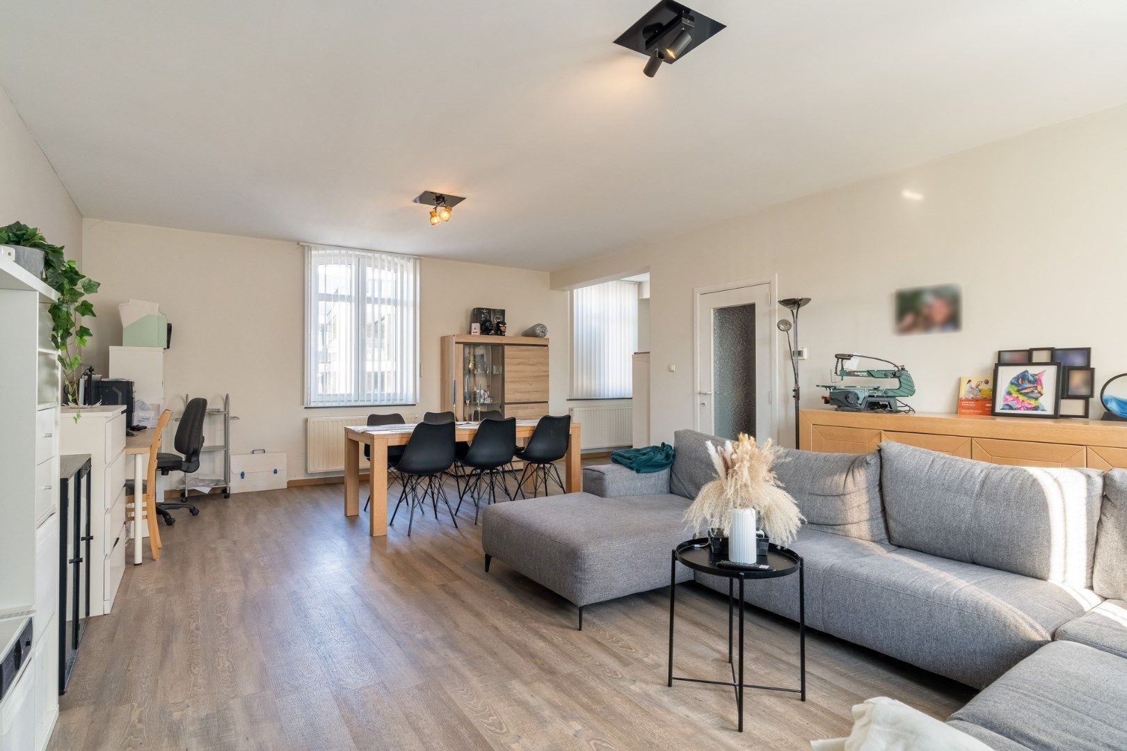 Duplexappartement (189 m²) met overdekt terras en garage in een statige herenwoning in het centrum van Hoeselt foto 11