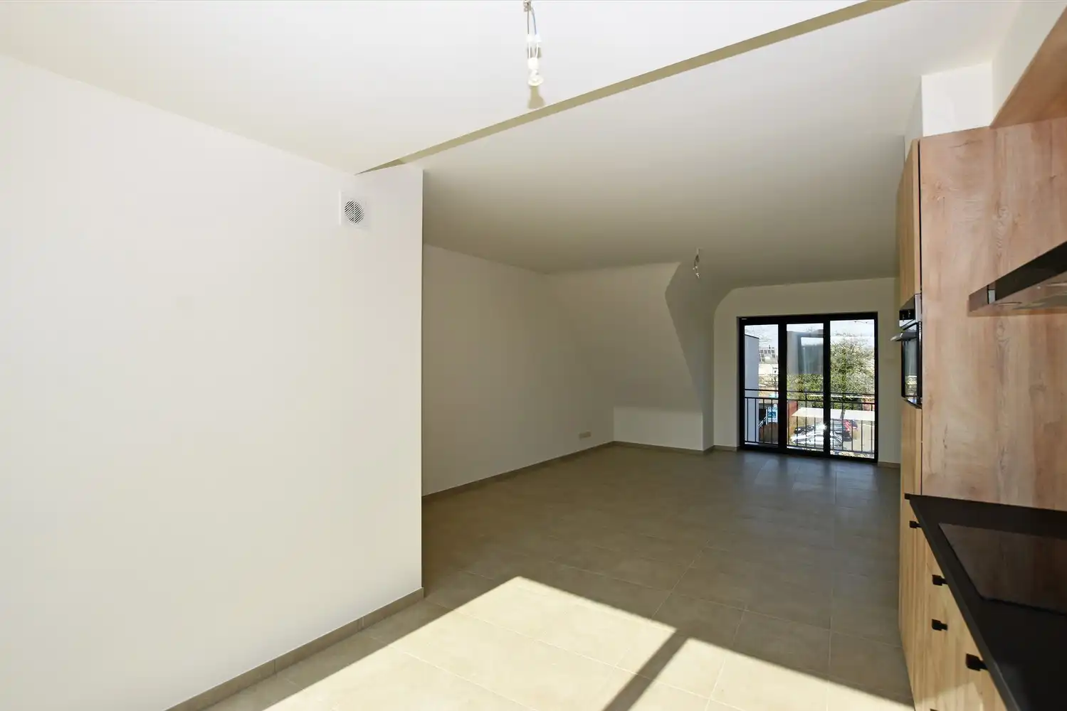 Nieuwbouwappartement met één slaapkamer en een ruim Z-terras te Broechem! foto 4