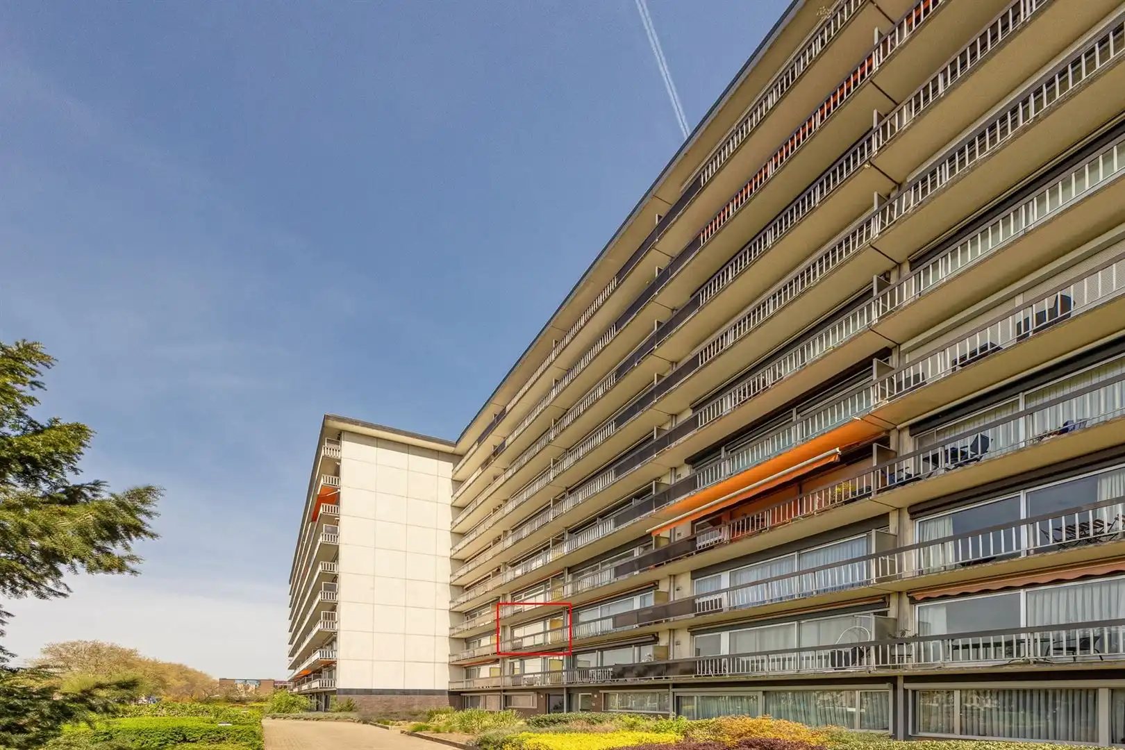 Volledig gerenoveerd appartement met 2 slaapkamers en 2 terrassen!  foto 15