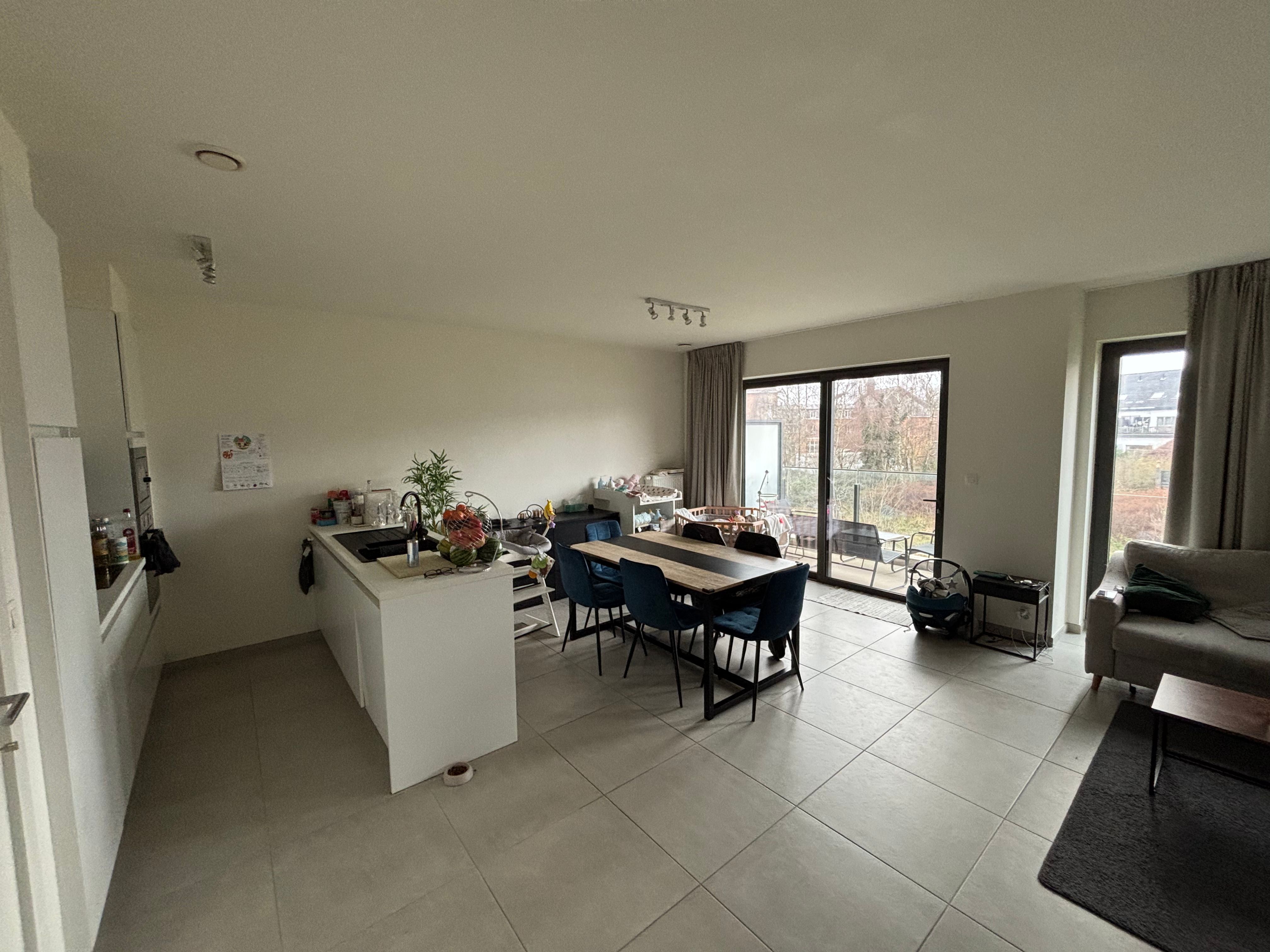 Te huur – Prachtig 2-slaapkamerappartement in Strombeek-Bever (Residentie Kloosterveld) foto 2