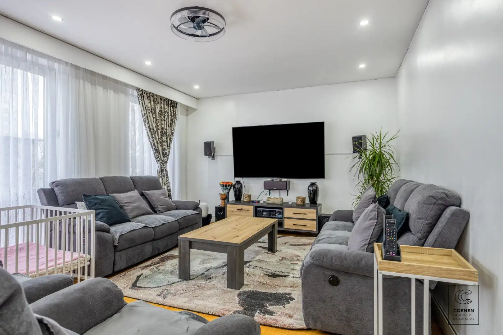 Ruim, lichtrijk appartement van 124 m² en twee slaapkamers te Antwerpen! foto 5