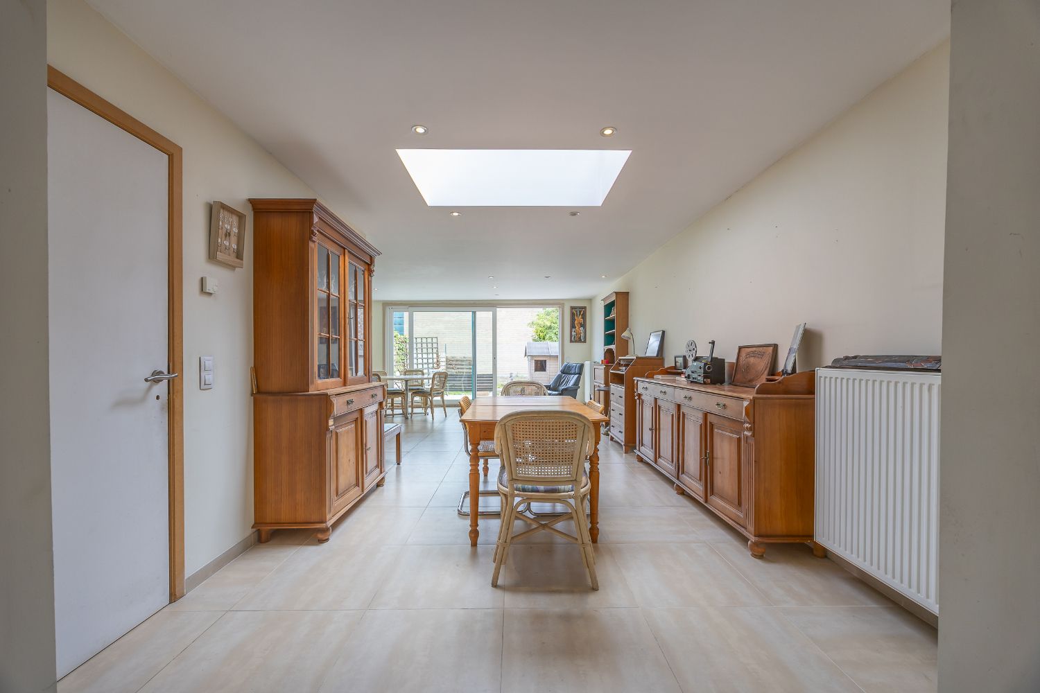 Ruime te renoveren woning met zonnige tuin en tal van mogelijkheden. foto 9