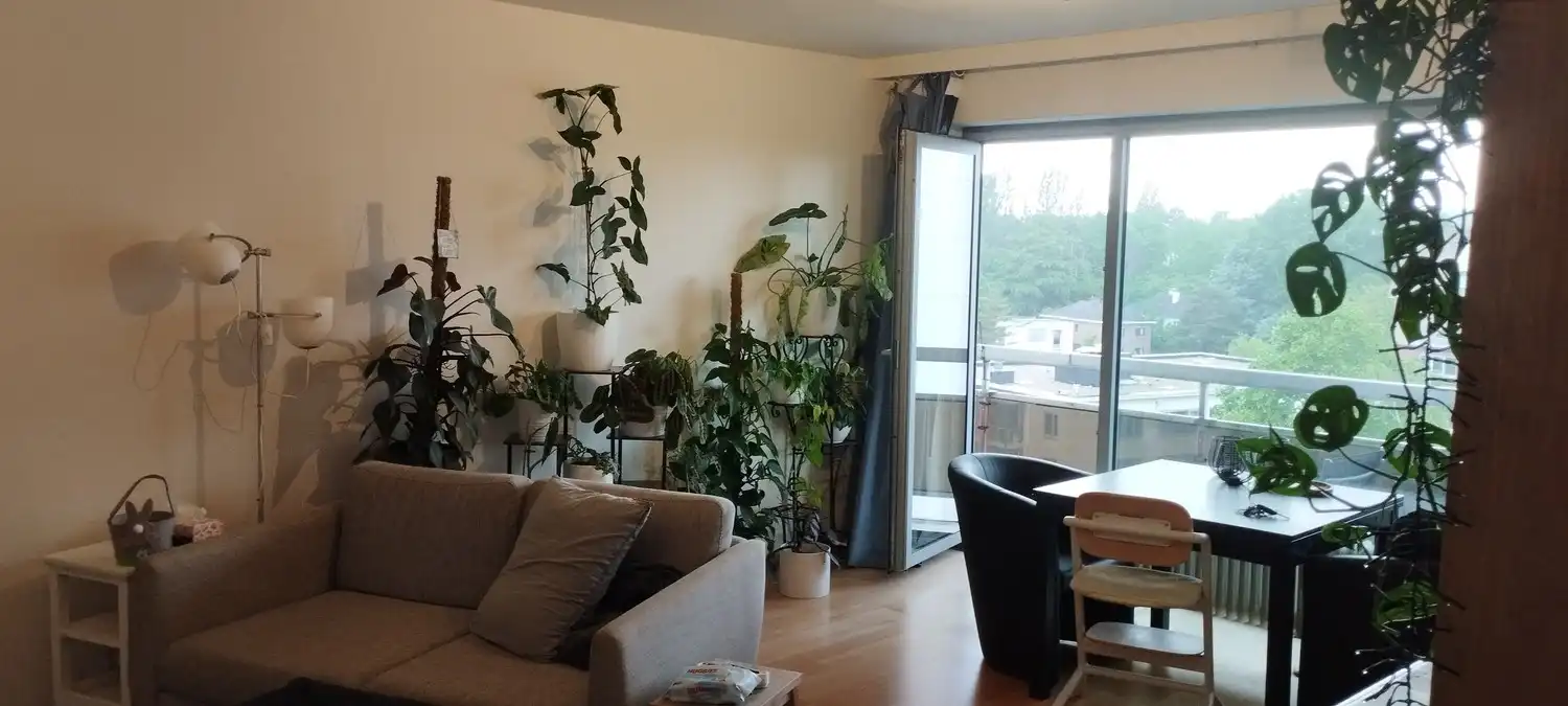 Deels gemeubeld appartement met garagebox en kelder foto 6