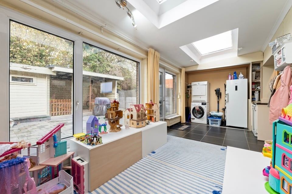 ENERGIEZUINIGE GEZINSWONING MET GARAGE VLAKBIJ HET CENTRUM VAN SINT-TRUIDEN foto 13