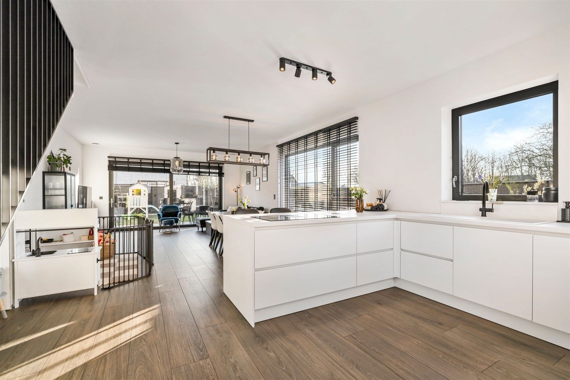 Energiezuinige gezinswoning met 3 slaapkamers en zonnige tuin  foto 3