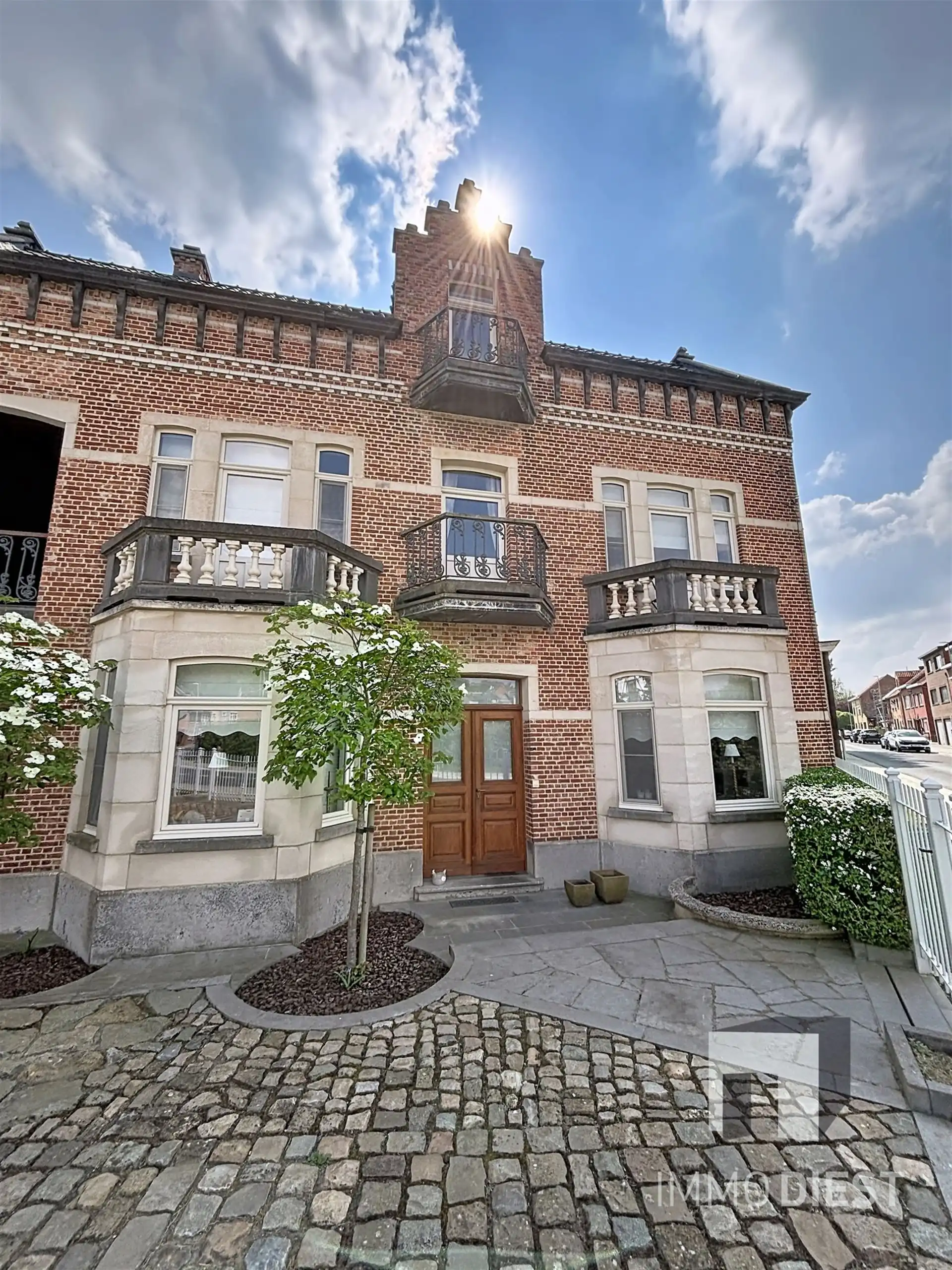 Welkom in deze herenwoning vol charme en grandeur in Scherpenheuvel. foto 34