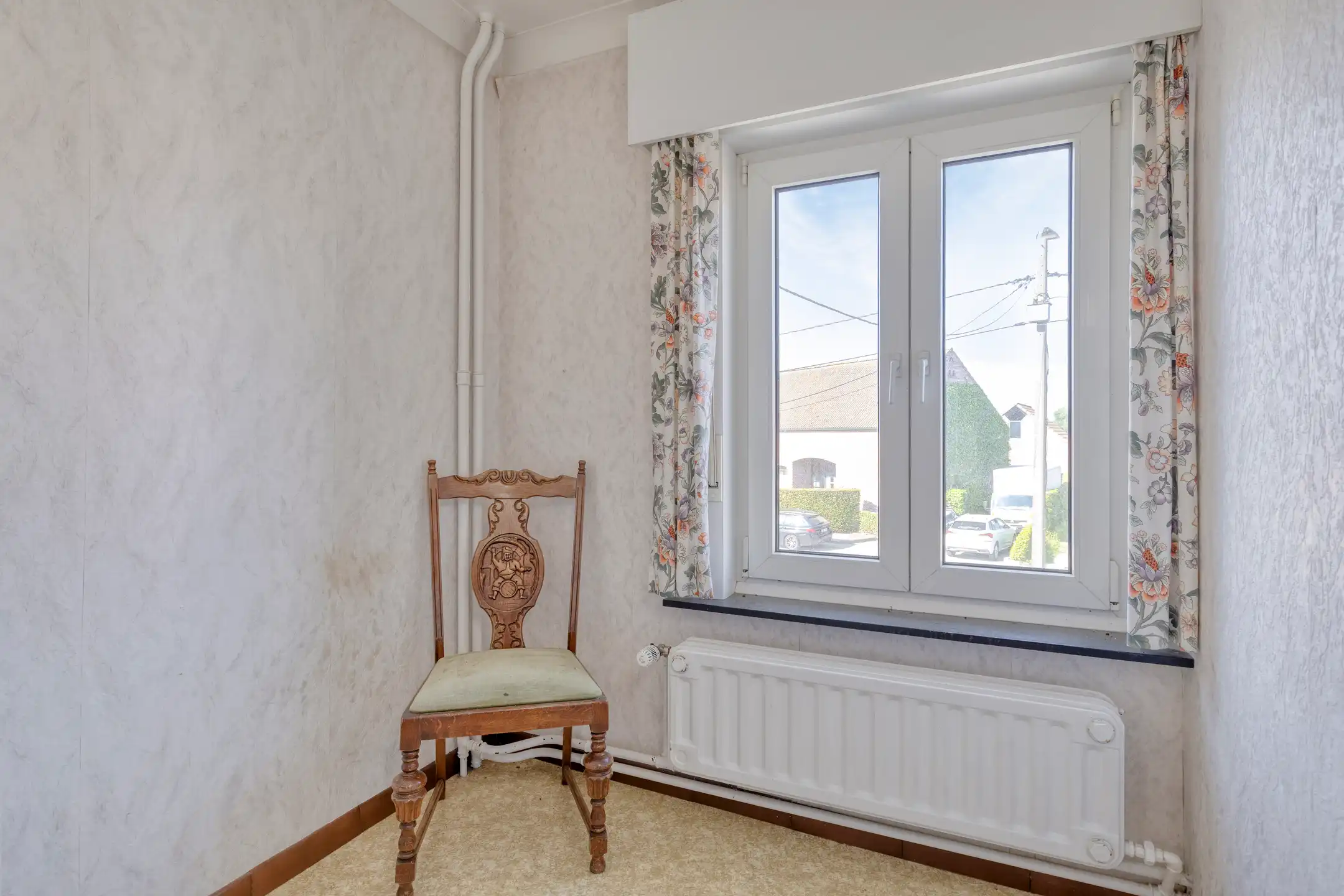 Charmante op te frissen woning met groen uitzicht foto 17