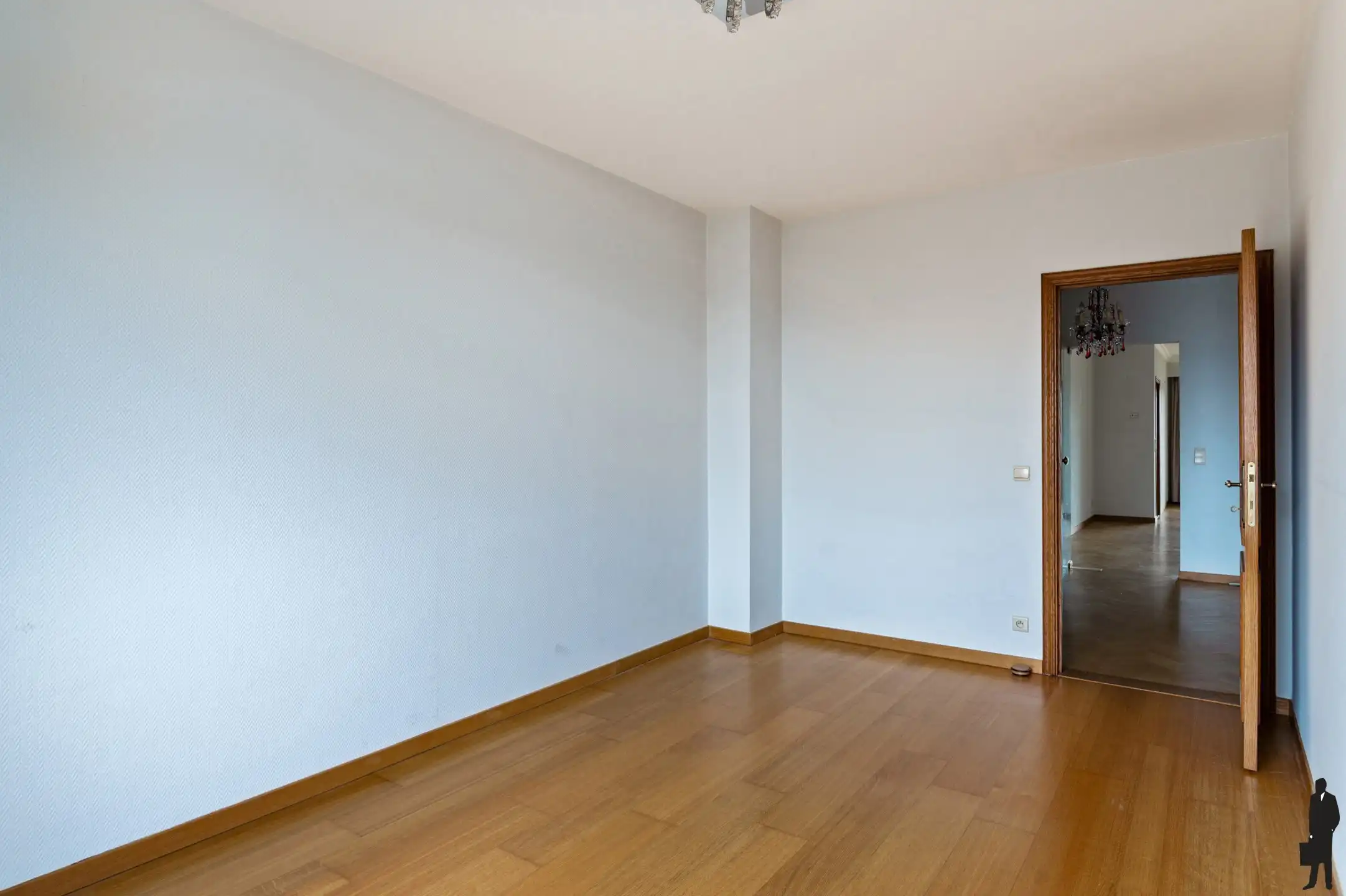 Ruim appartement met 2 slpks, 2 terrassen en staanplaats foto 17