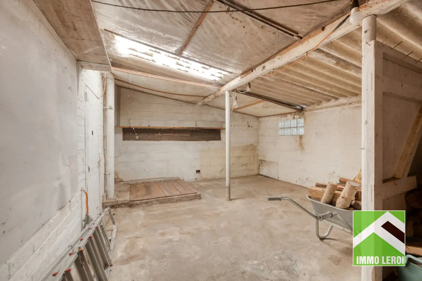 Landelijk gelegen woning met grote veranda en ruime tuin foto 22