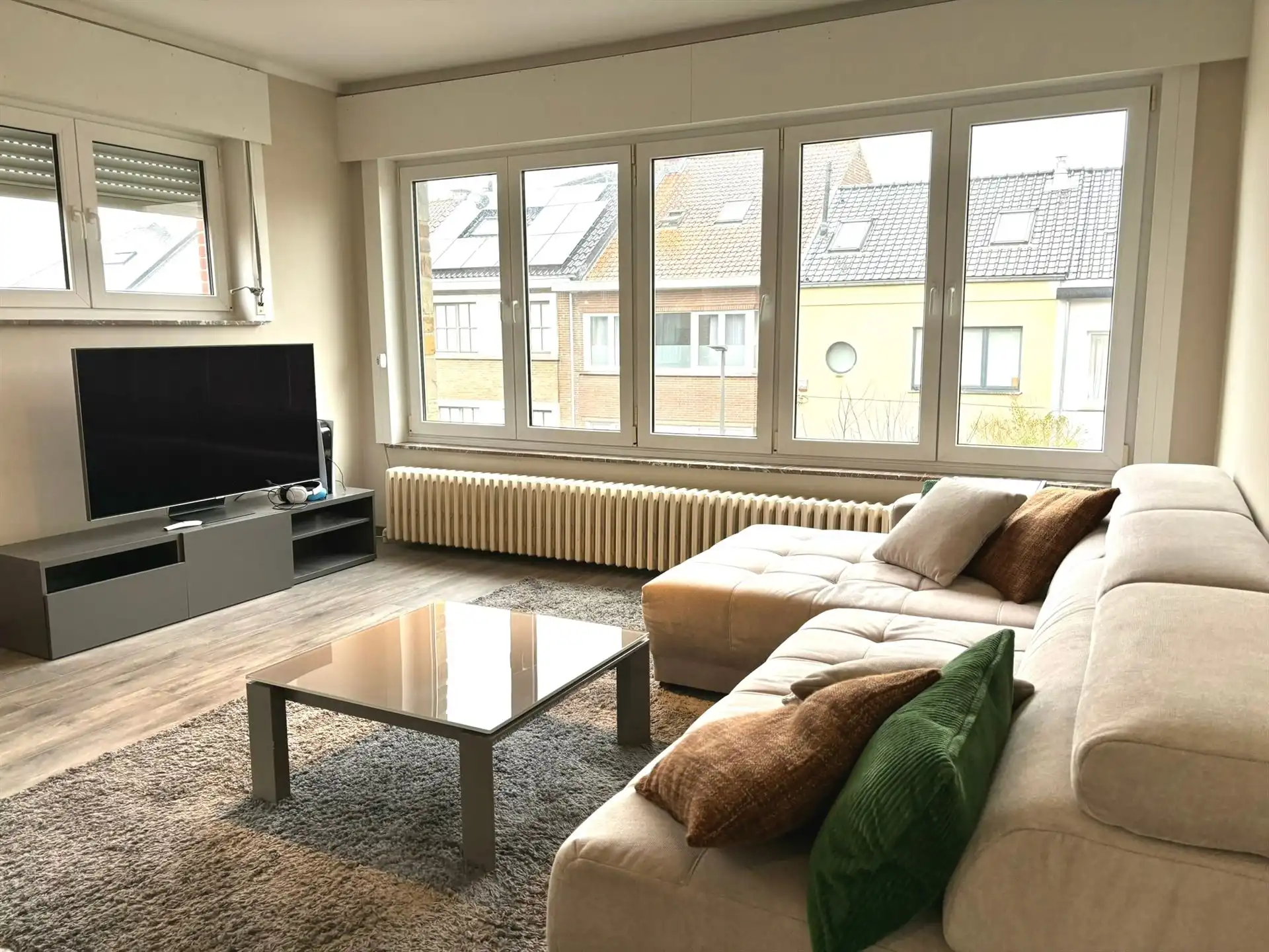 Prachtig appartement (1 slpks) met een kelder, kleine garage, autostaanplaats & GEEN LASTEN foto 5