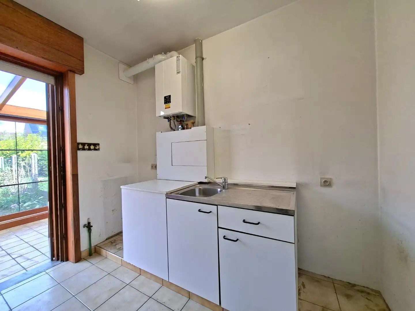 Halfopen woning foto 8