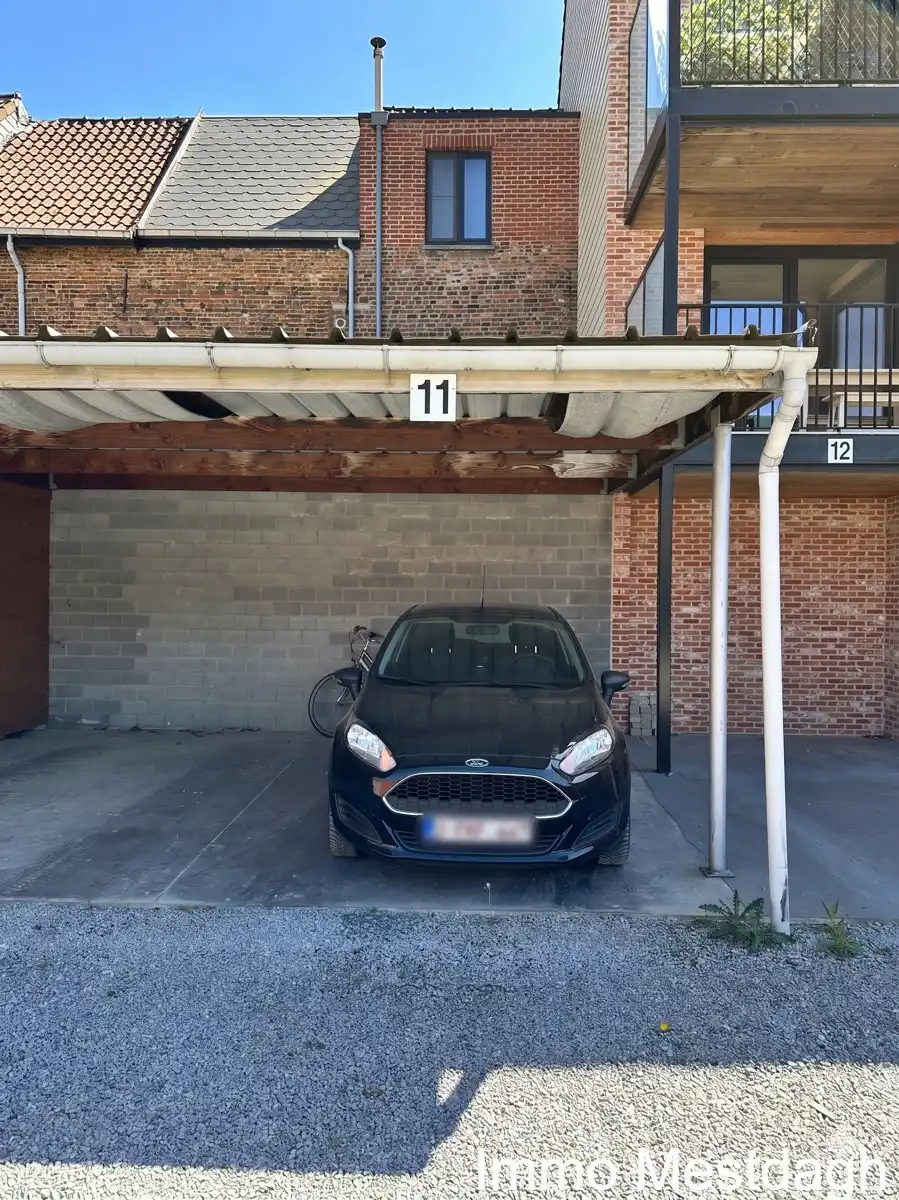 Recent modern appartement centrum Diest, met terras & 5 zonnepanelen foto 17