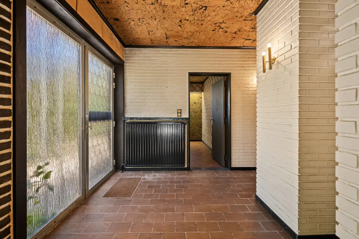 Vrijstaande woning op een perceel van 989 m². foto 4