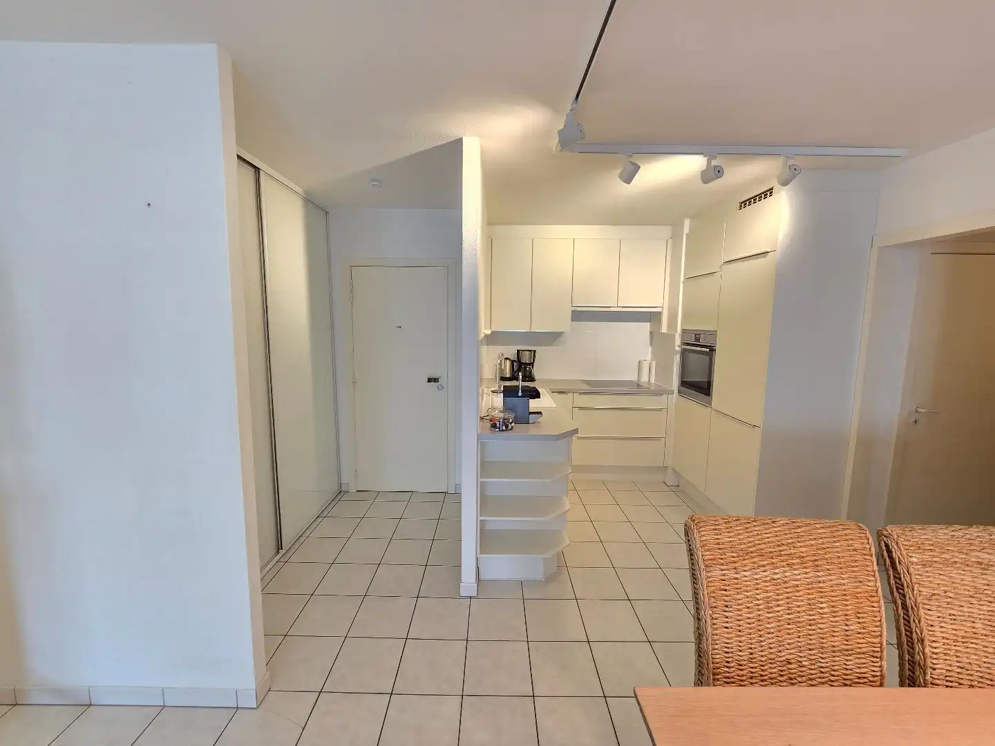 Instapklaar appartement met 2 slaapkamers op topligging nabij zee in De Panne foto 7