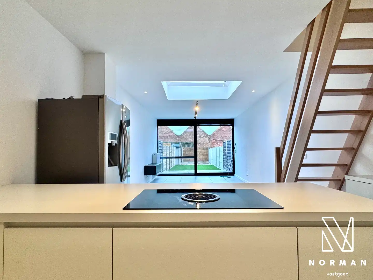 Moderne woning met 3 slaapkamers en tuin te huur in Harelbeke! foto 8