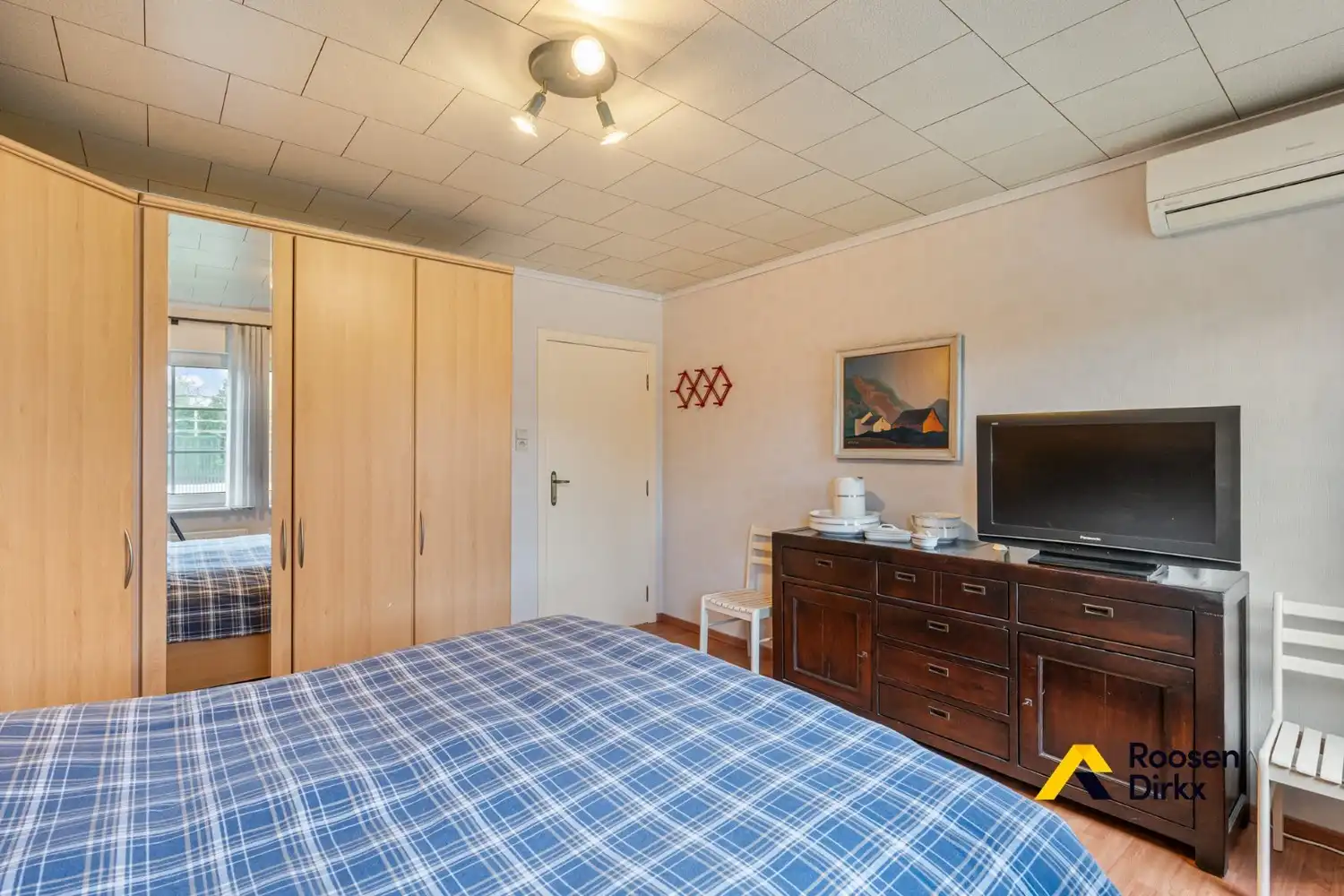 Degelijke, perfect onderhouden woning op 9 are, op fietsafstand van het centrum! foto 15